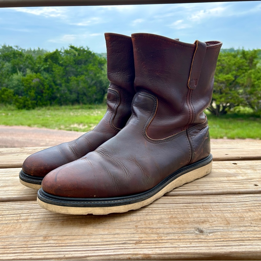 Red Wing 1133 Pecos with crepe soles